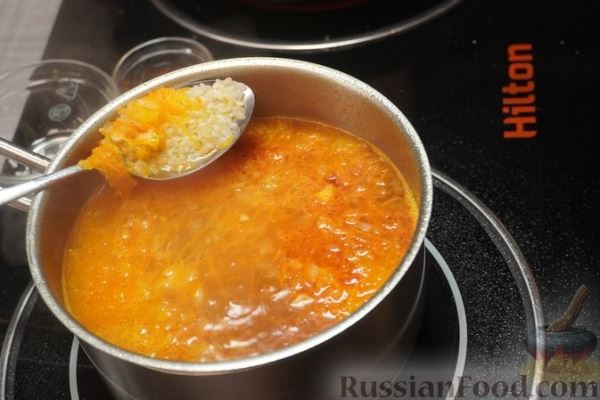 Рисовый суп со сливками и жареным куриным филе