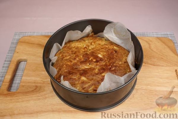 Капустный пирог "Простецкий" на кефире, с колбасой