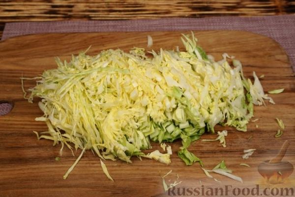 Как сделать салат из помидоров и огурцов